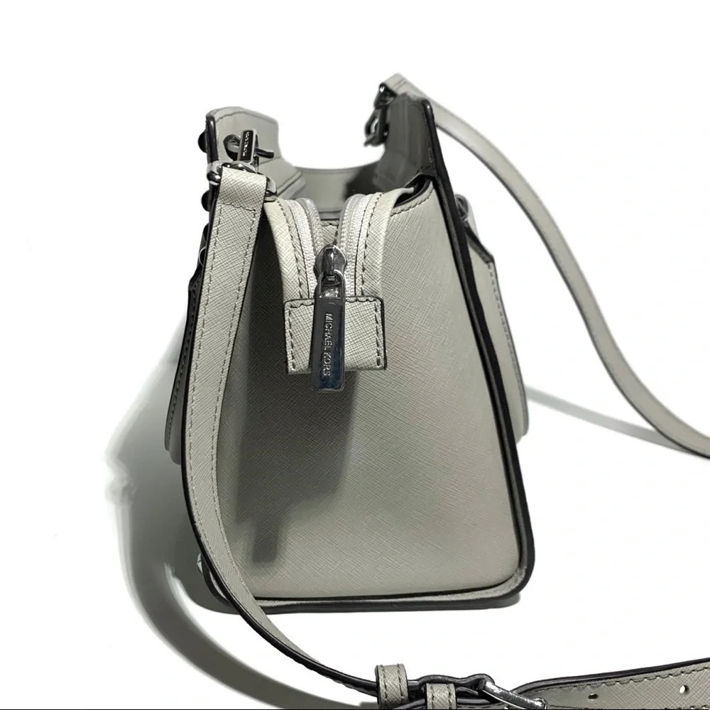 MICHAEL KORS Gray Selma Stud Saffiano Leather Bag - Picture 6 of 11